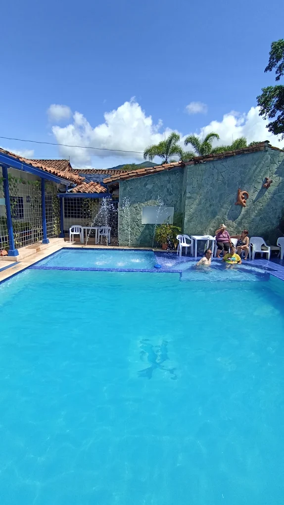 piscina pueblito viejo